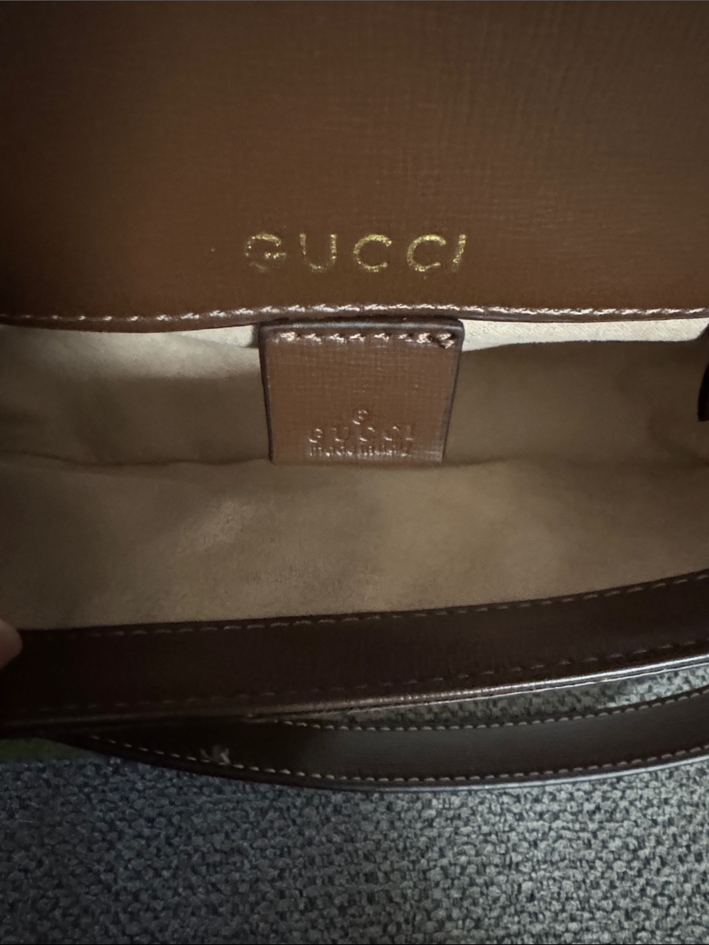Gucci Brown Beige GG Canvas Shoulder Bag with Gold Chain - Picture 5 of 8